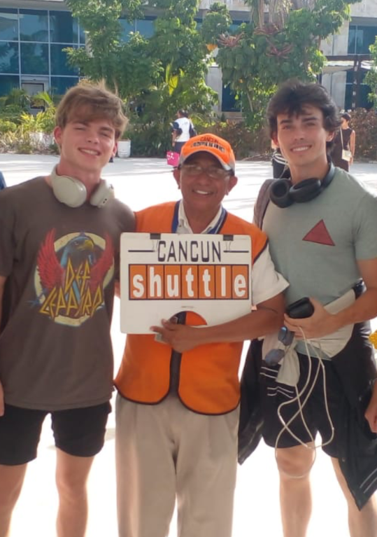 Cancun Shuttle fleet and operations